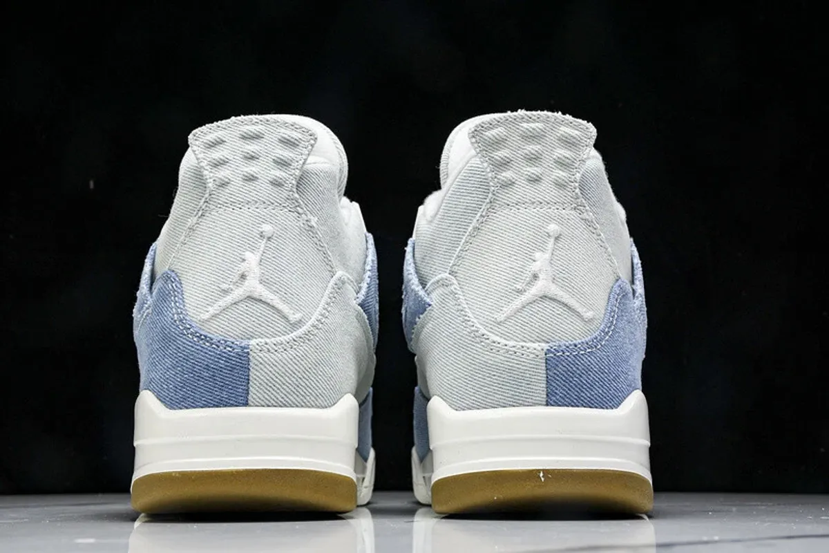 Jordan 4 Retro Denim "Worn Blue" IB6716-100